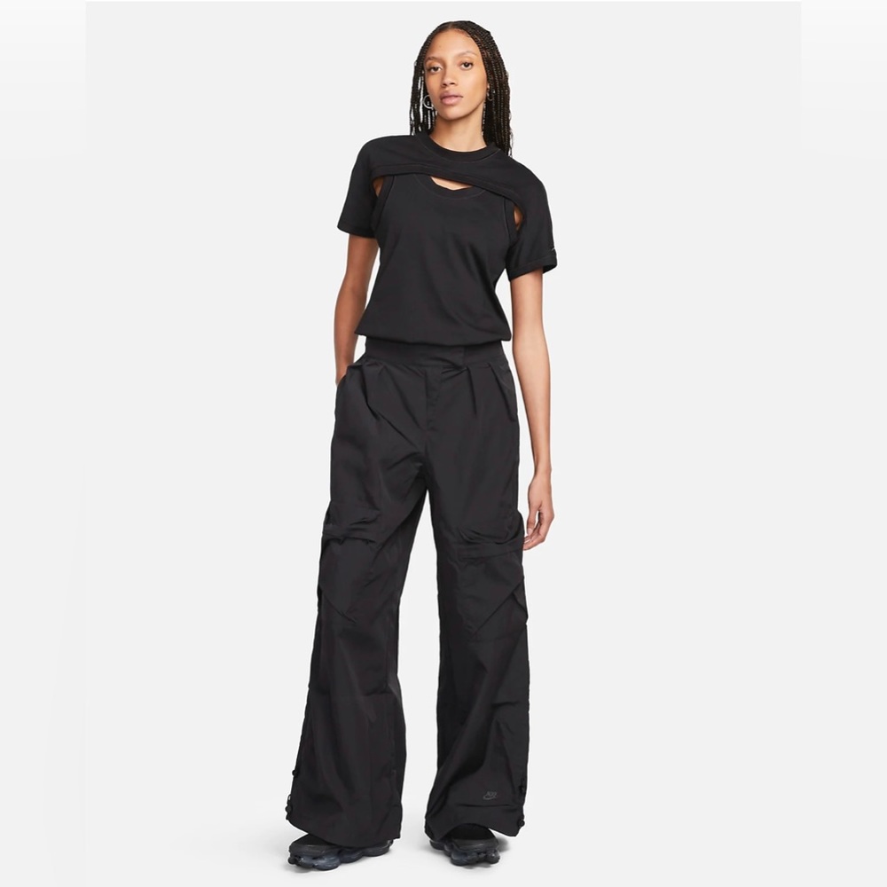 Nike Women Sportswear - Tech Pack Repel Pants - Size XS - Loose Fit Nike Pants